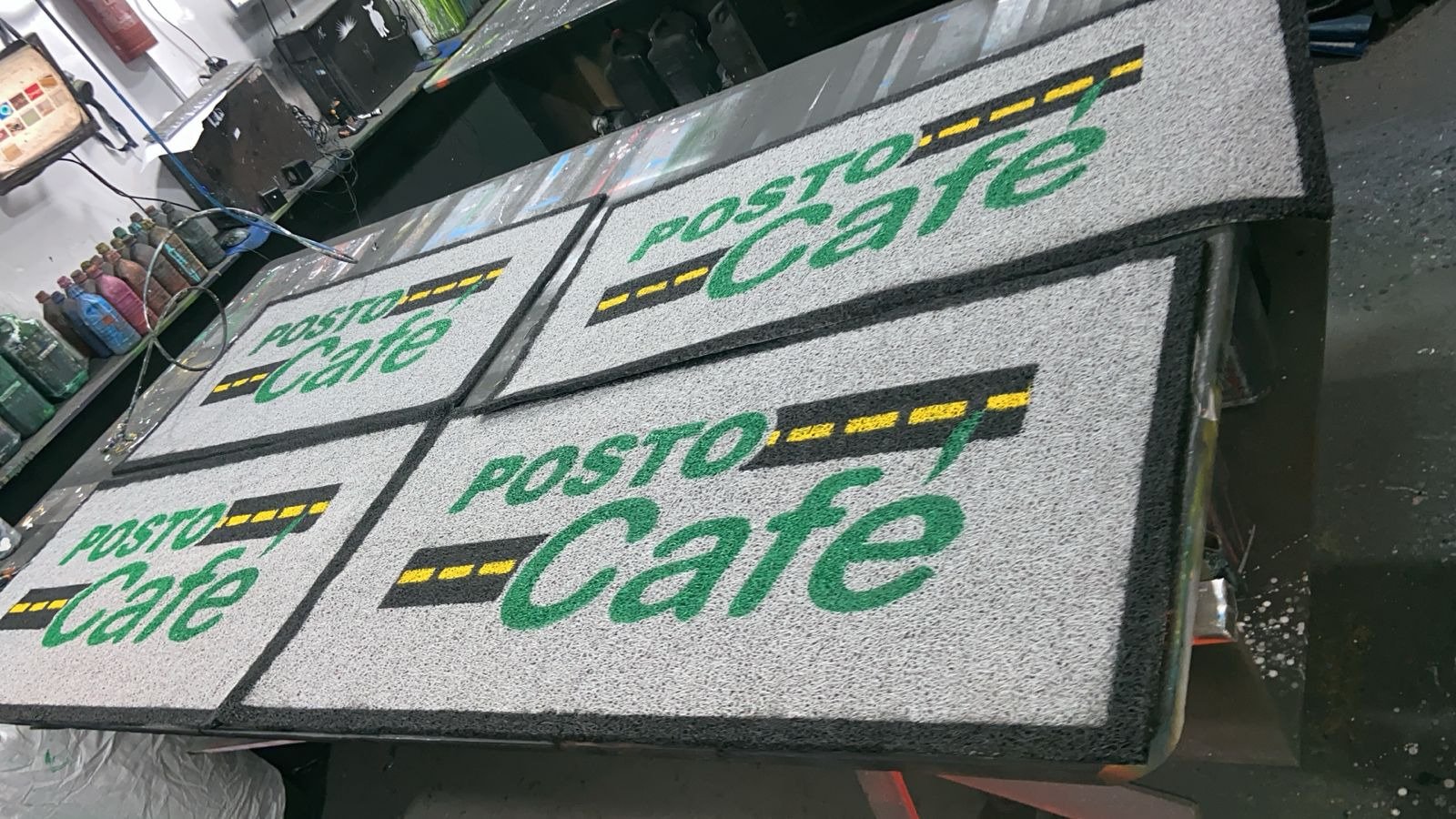 Tapete personalizado do Posto Café